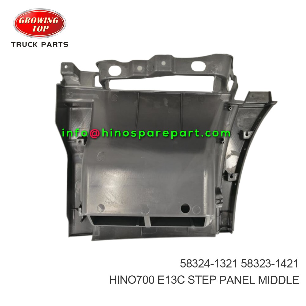 HINO700 E13C STEP PANEL MIDDLE 58324-1321