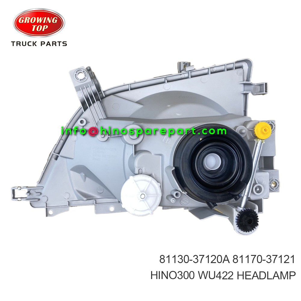 HINO300 WU422 HEADLAMP 81130-37120A